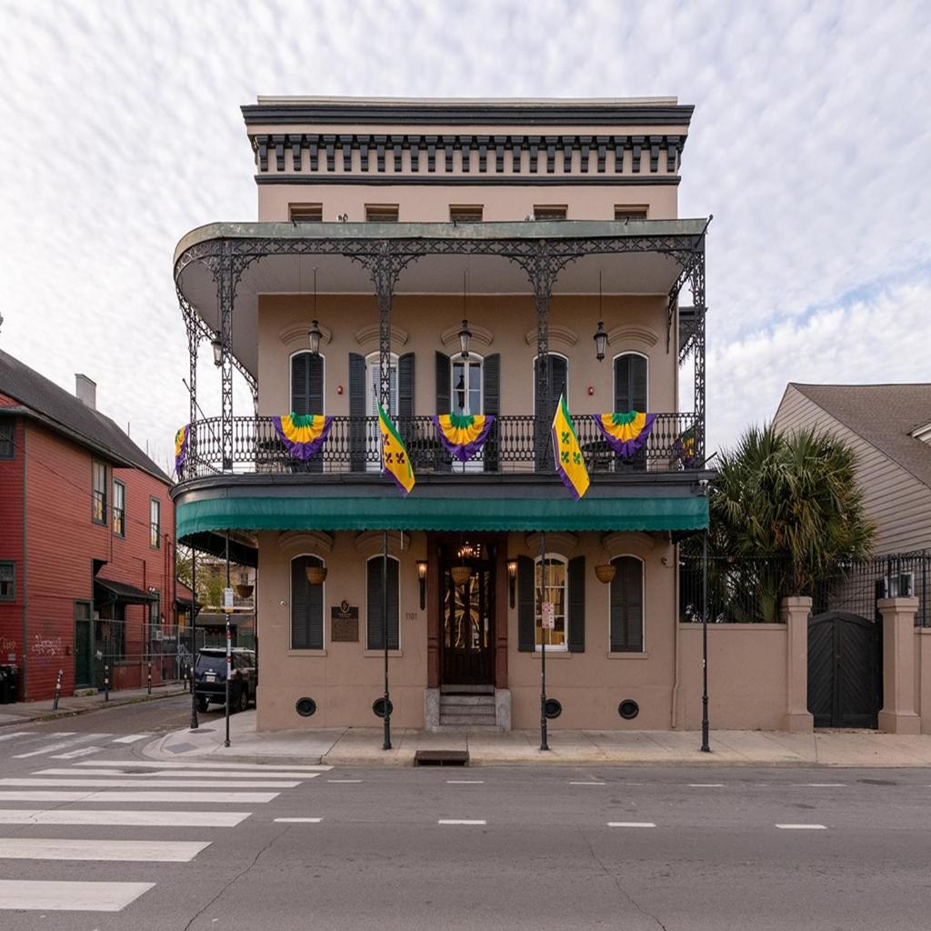 French Quarter Suites Hotel Nova Orleães Exterior foto